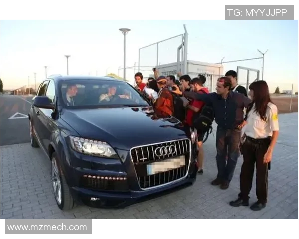 欧洲足球明星驾驭奥迪展现风采与激情的完美结合